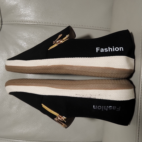 Sold - Picture 5 of 7